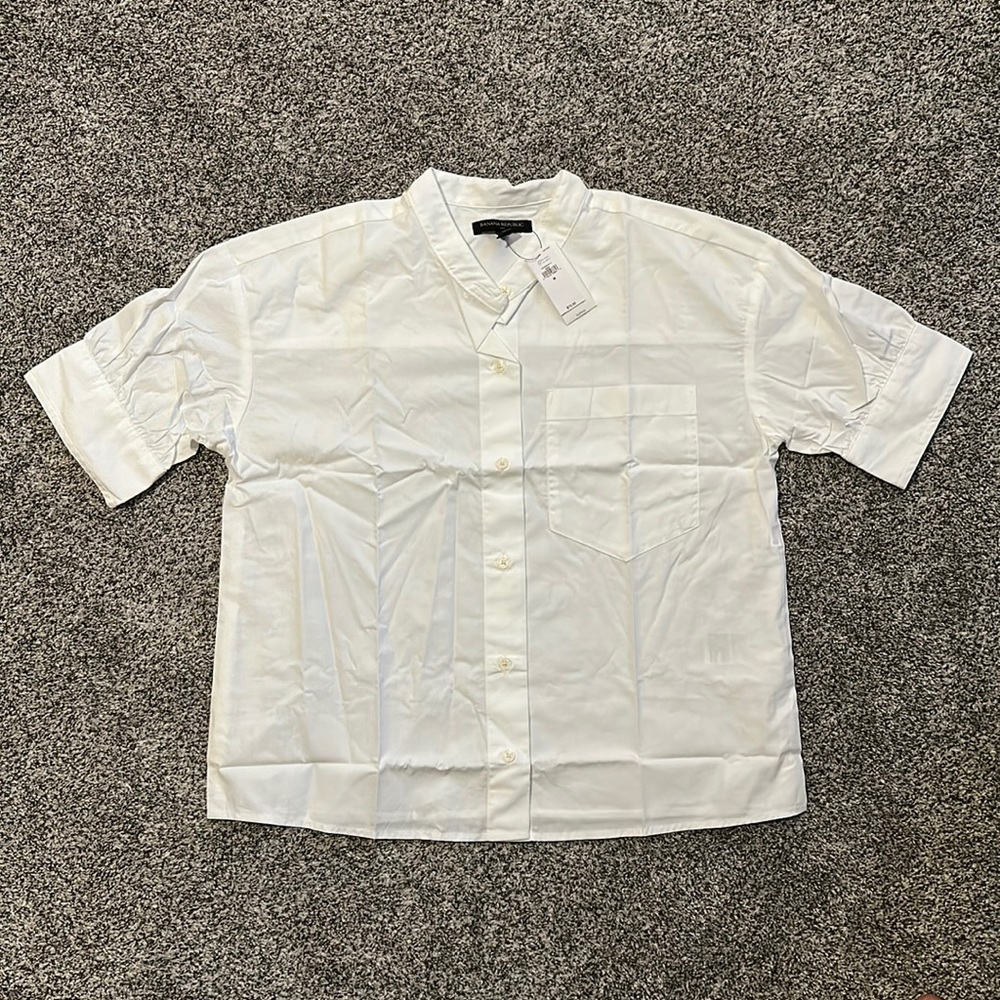 Banana Republic Button Up Short Sleeve Shirt - White - Medium